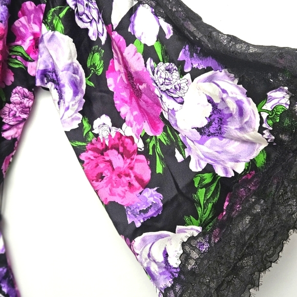 Victoria’s Secret XS Floral Lavender Purple Lace Kimono Sleeve Belt Satin Robe - Picture 4 of 14